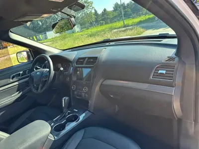 Ford Explorer (Import)