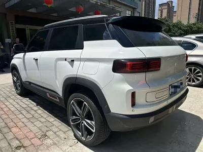 Geely ICON