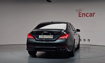 Genesis G70