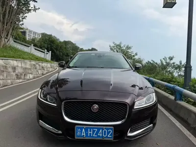 Jaguar XFL