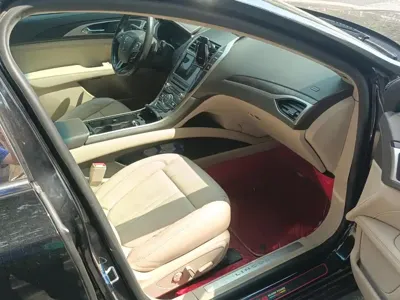 Lincoln MKZ