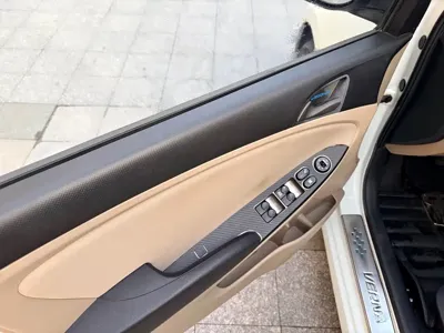 Hyundai Verna
