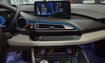 BMW i8