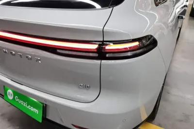 Leapmotor C10