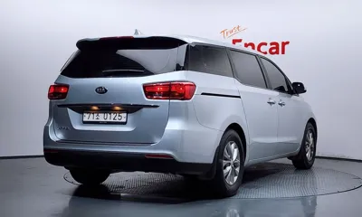 Kia Canival