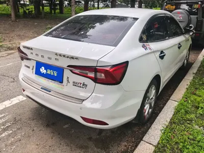 Roewe i5