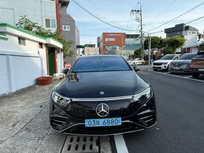 Mercedes-Benz EQS