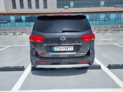 Kia Canival