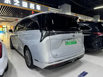 Buick GL8 Hybrid