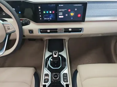 Geely ICON