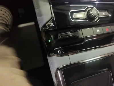 Nio ES8