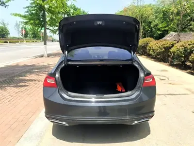 Chevrolet Malibu XL