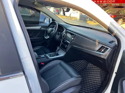 Roewe RX5