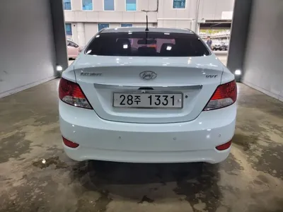 Hyundai Accent
