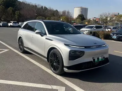 Xpeng G9