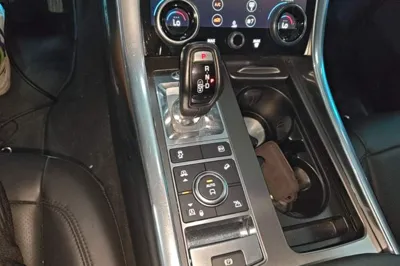 Land Rover Range Rover SportNew Energy