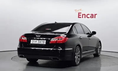 Hyundai Genesis