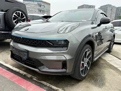 Lynk & Co 05