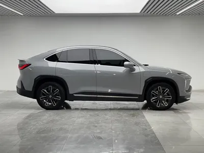 Nio EC6