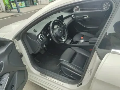 Mercedes-Benz CLA (Import)
