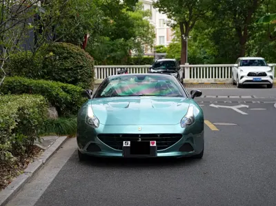 Ferrari California T