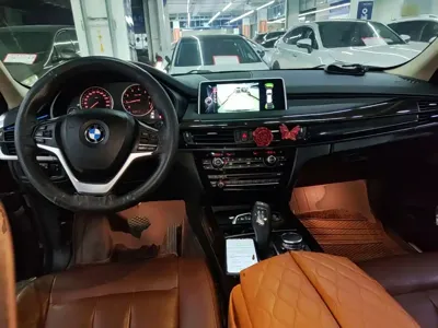 BMW X5 (Import)