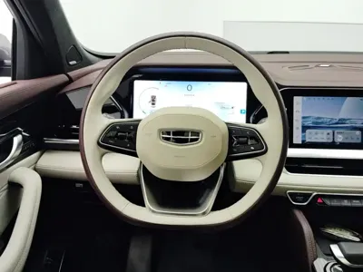 Geely Xingyue L