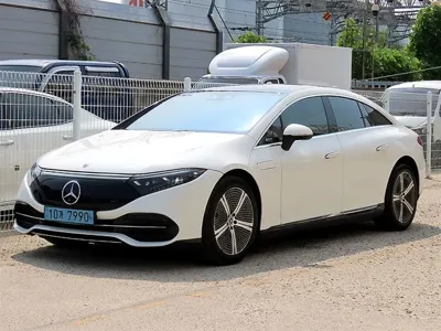 Mercedes-Benz EQS