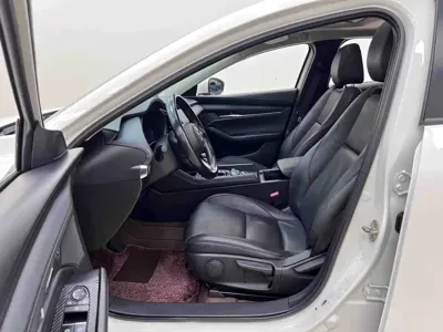 Mazda 3 Axela