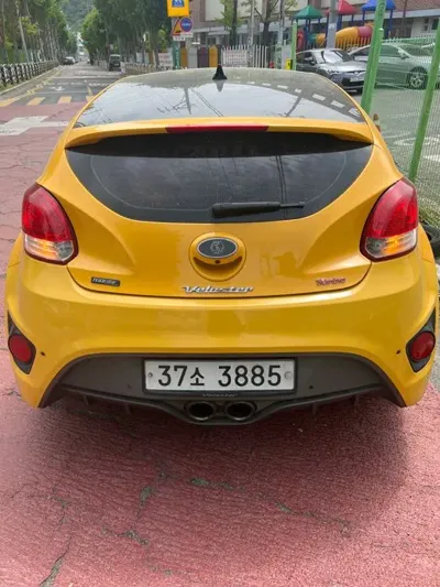 Hyundai Veloster
