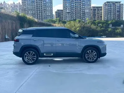 Geely ICON
