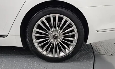 Kia K9