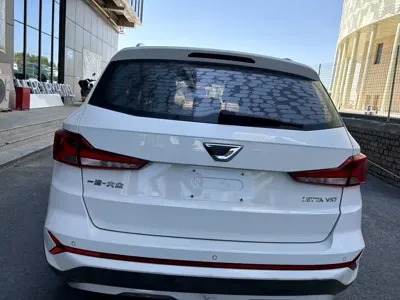 Jetta VS7