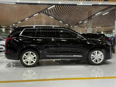Cadillac XT6