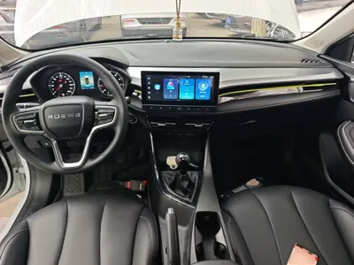 Roewe i5