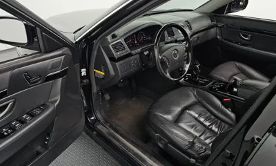 Kia Opirus