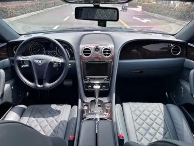Bentley Flying Spur