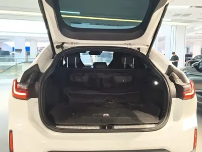 Nio EC6