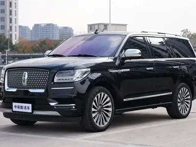 Lincoln Navigator