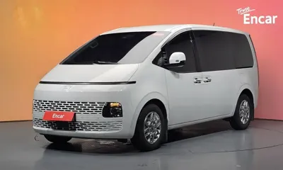 Hyundai Staria