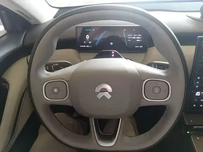 Nio ET5