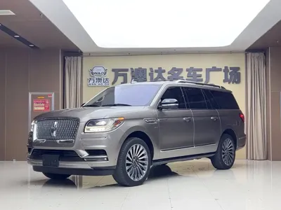 Lincoln Navigator
