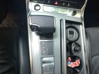 Audi A7L