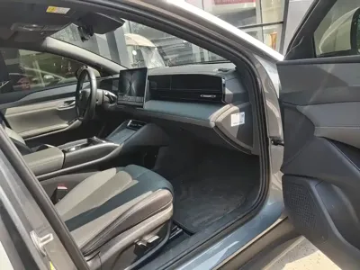 BYD Qin L