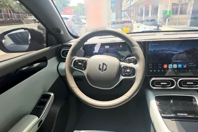 Leapmotor C01