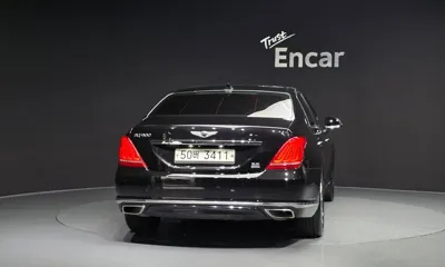 Genesis EQ900
