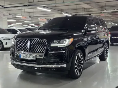 Lincoln Navigator