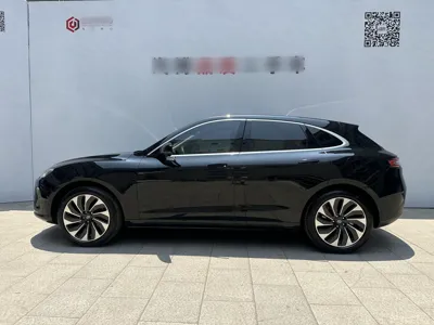 Hongmeng Zhixing Wenjie M5