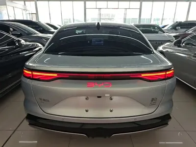 BYD 汉L
