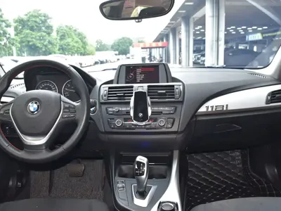 BMW 1 Series (Import)
